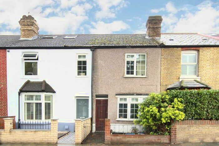 2 Bedroom Terraced House To Rent In Lower Mortlake Road, Kew, Richmond, TW9