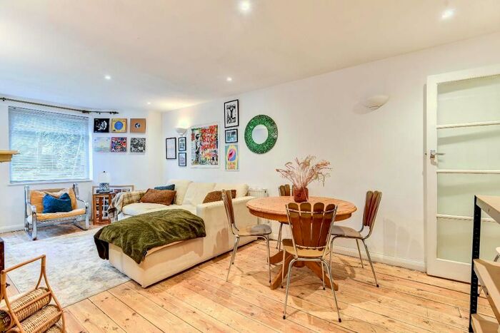 2 Bedroom Flat To Rent In Clermont Road, Brighton, East Sussex, BN1