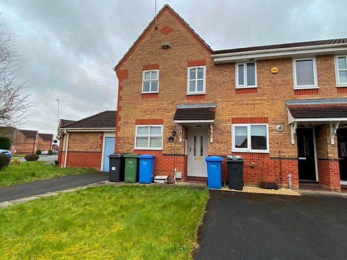 2 Bedroom Property To Rent In Park Road, Great Sankey, Warrington, WA5