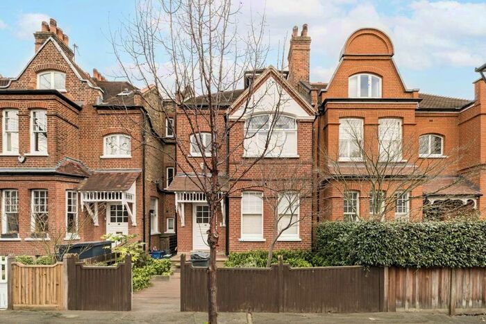 5 Bedroom Property To Rent In Fairfax Road, London, W4