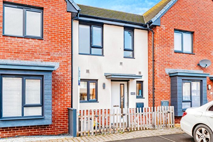 2 Bedroom Terraced House For Sale In Heol Ty Draw, Barry, CF62