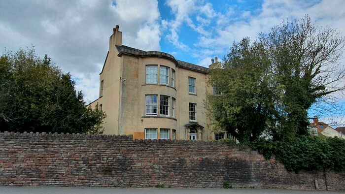 1 Bedroom Property To Rent In Twyford House, Shirehampton, Bristol, BS11