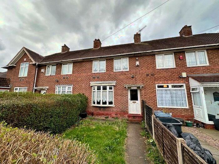 3 Bedroom Terraced House To Rent In Wychbold Crescent, Birmingham, West Midlands, B33