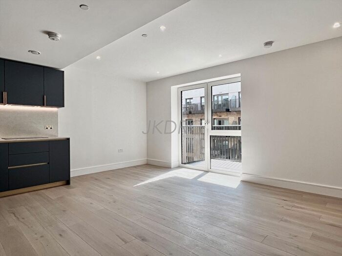 1 Bedroom Flat To Rent In London, W6