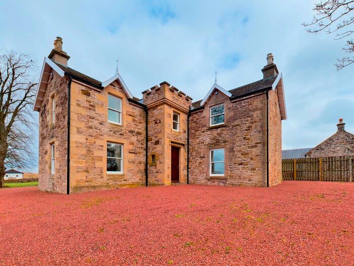 3 Bedroom Detached House To Rent In Charleston Farm, Lanark, ML11