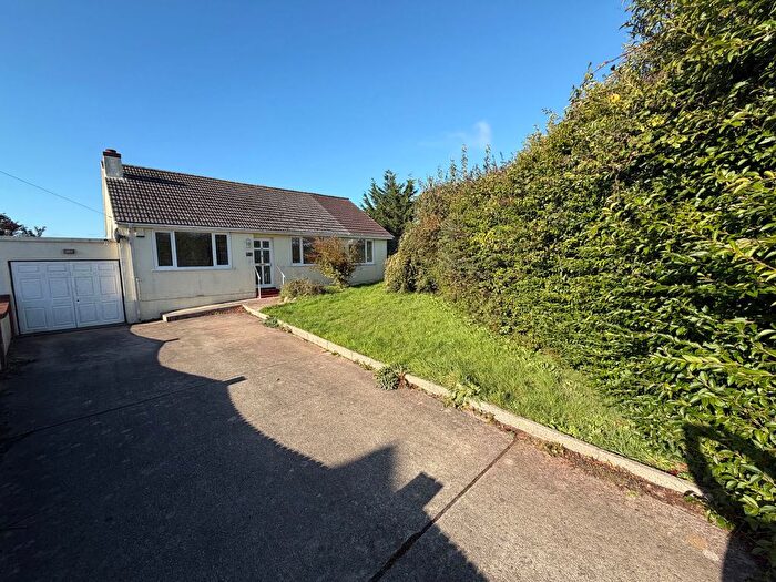 3 Bedroom Bungalow For Sale In James Avenue, Paignton, Devon, TQ3