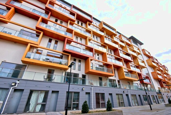 1 Bedroom Flat To Rent In Crampton Street, London, SE17