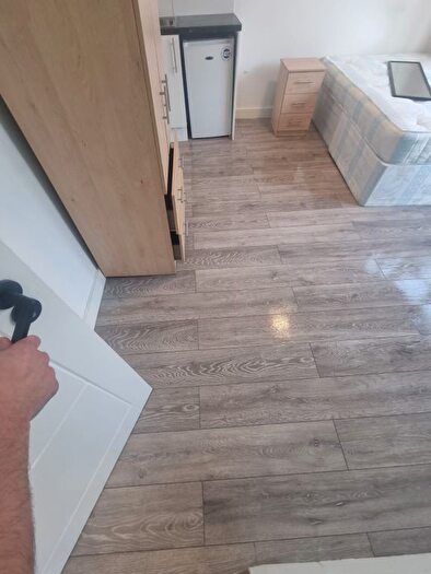 Studio To Rent In Dorchester Waye, Hayes, UB4