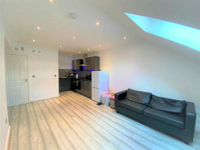 2 Bedroom Flat To Rent In Charles Street, Leicester, LE1