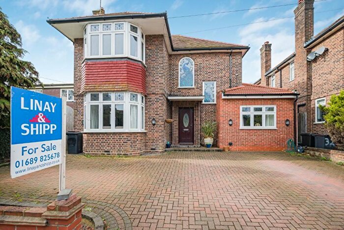 4 Bedroom Detached House For Sale In Tower Road, Orpington, Kent, BR6