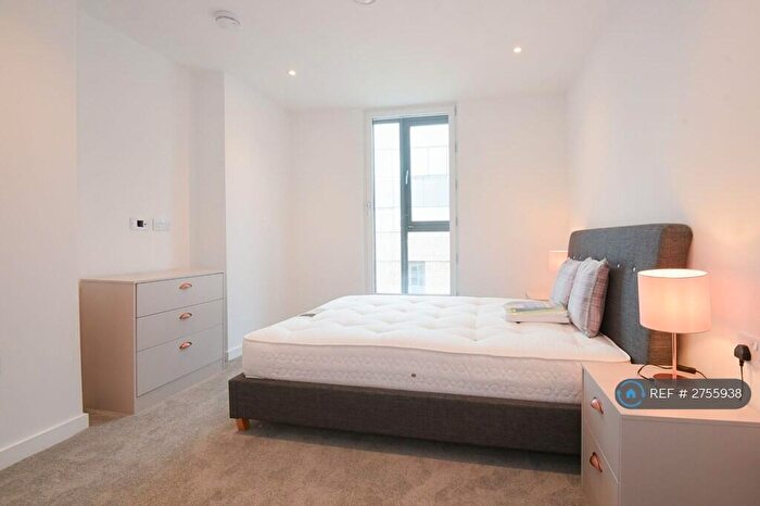 1 Bedroom Flat To Rent In Wharf End, Trafford Park, Manchester, M17