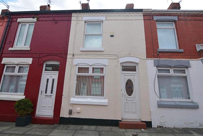 2 Bedroom Terraced House To Rent In Wyncroft Street, L8
