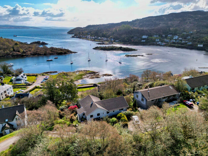 3 Bedroom Detached Bungalow For Sale In The Ridge, Barmore Road, Tarbert, Argyll, PA29