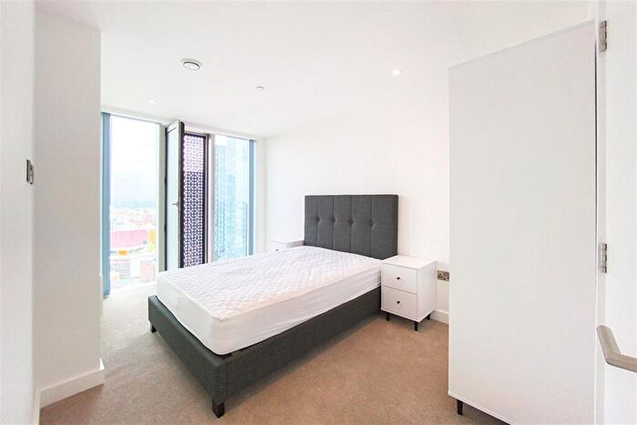 2 Bedroom Apartment To Rent In Elizabeth Tower, M15