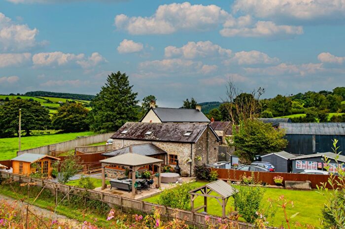 3 Bedroom Farm For Sale In Rhydargaeau, Carmarthen, SA32