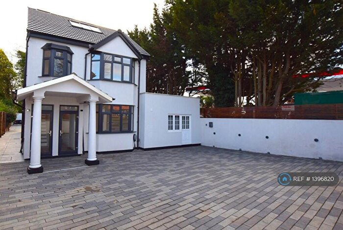 2 Bedroom Flat To Rent In Sevenoaks Way, Orpington, BR5