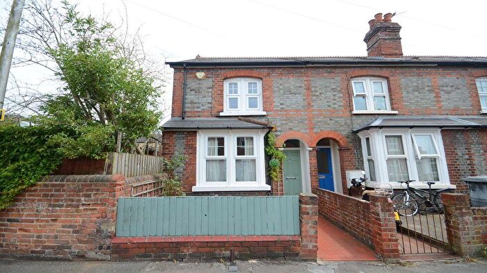 2 Bedroom Terraced House To Rent In Swansea Road, Reading, RG1