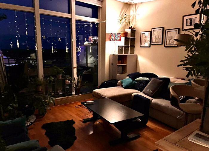 2 Bedroom Flat For Sale In Screen House, Dorchester, DT1