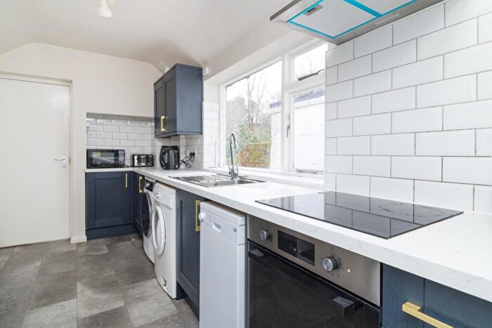 3 Bedroom Terraced House To Rent In Havelock Street, Canterbury, CT1