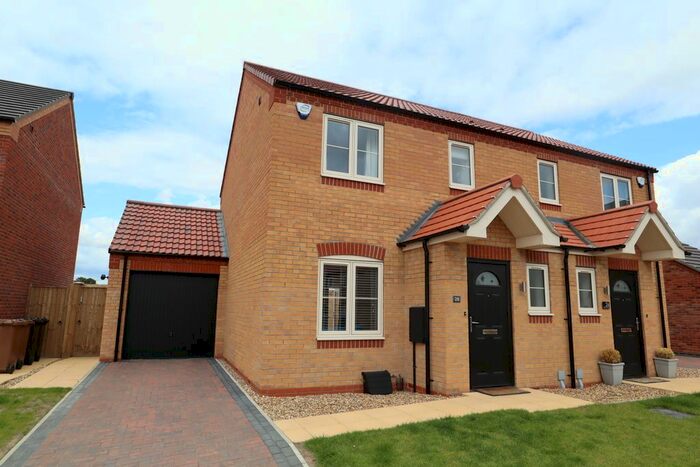 3 Bedroom Semi-Detached House To Rent In Hammond Road, Lincoln, LN2