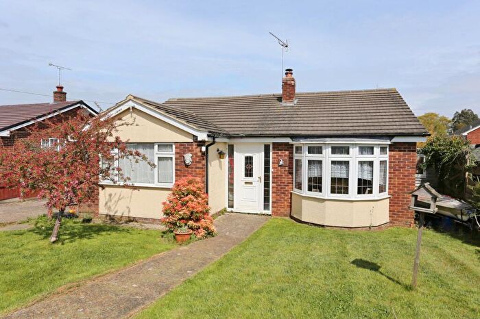 3 Bedroom Detached Bungalow To Rent In Provene Gardens, Waltham Chase, SO32