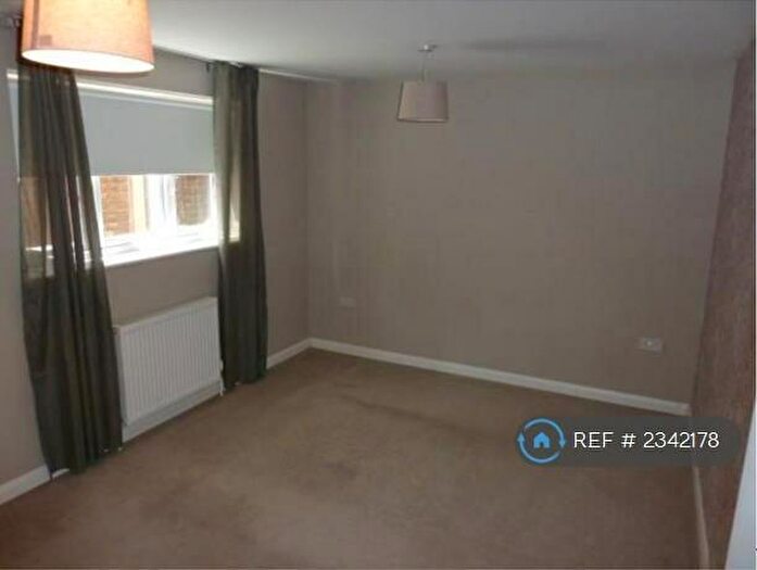 1 Bedroom Flat To Rent In Fleet Road, Fleet, GU51