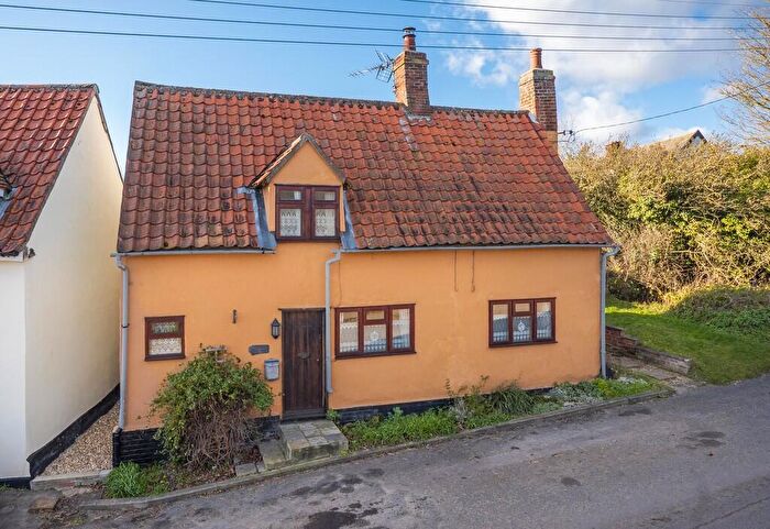 3 Bedroom Detached House For Sale In Monks Eleigh, Ipswich, Suffolk, IP7