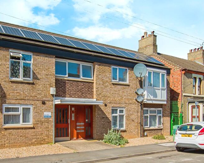 1 Bedroom Flat For Sale In Crown Street, Peterborough, PE1