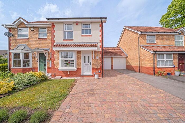 2 Bedroom Semi Detached House For Sale In Witham Croft, Solihull, B91