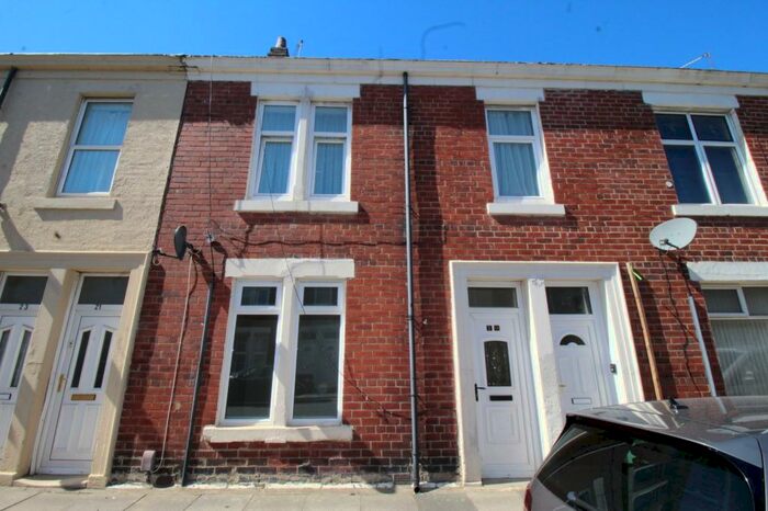2 Bedroom Apartment To Rent In Frobisher Street, Hebburn, Tyne And Wear, NE31