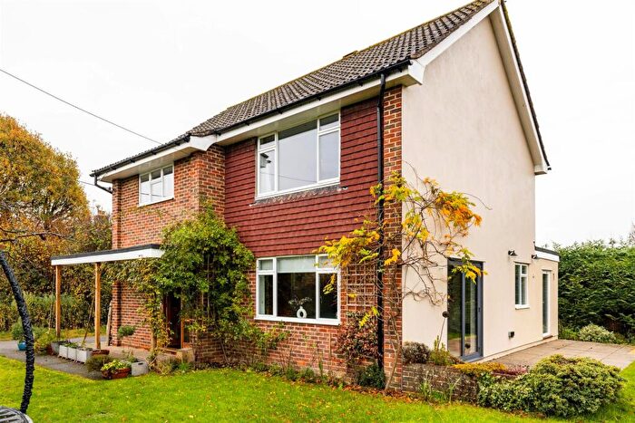 4 Bedroom Detached House For Sale In Clayhill Road, Leigh, Reigate, RH2