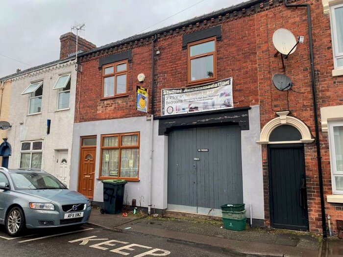 6 Bedroom Terraced House To Rent In Boughey Road, Shelton, Stoke-On-Trent, ST4