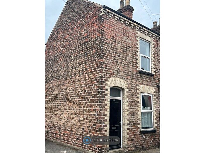 2 Bedroom Terraced House To Rent In Lansdowne Terrace, York, YO10