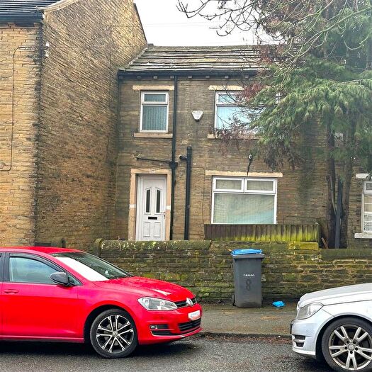 2 Bedroom Terraced House For Sale In Little Horton Lane, Bradford, BD5