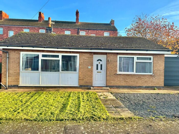2 Bedroom Bungalow To Rent In Ranworth Close, Skegness, PE25
