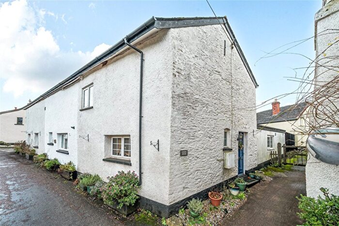2 Bedroom End Of Terrace House For Sale In Cadeleigh, Tiverton, Devon, EX16