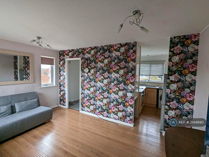 Studio To Rent In Armitage Way, Cambridge, CB4