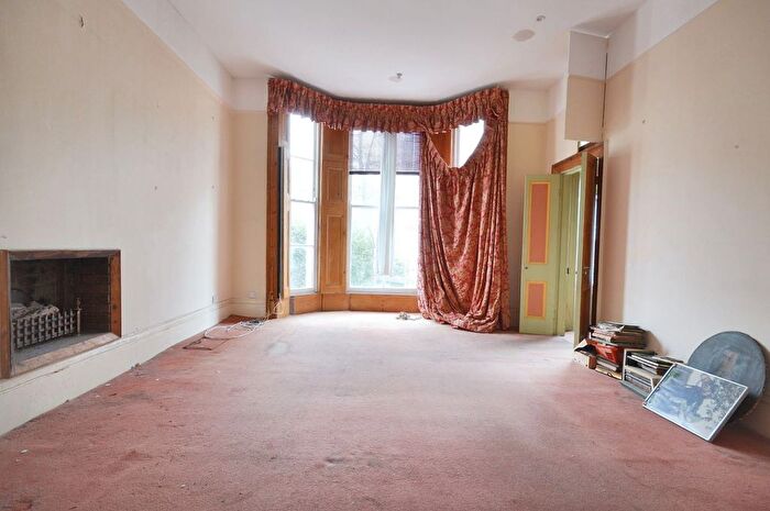 1 Bedroom Flat For Sale In Holland Road, London, W14