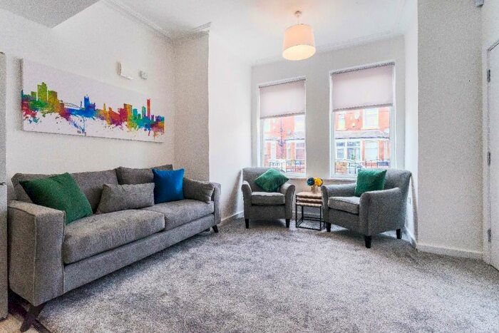 5 Bedroom Terraced House To Rent In Derby Road, Salford, Manchester, M5