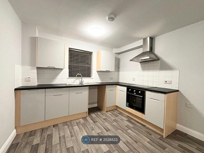 2 Bedroom Flat To Rent In Palace Close, Shepshed, Loughborough, LE12