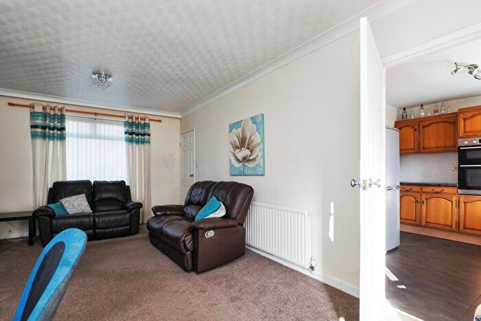 3 Bedroom End Of Terrace House For Sale In Bransdale Road, Clifton, Nottingham, NG11