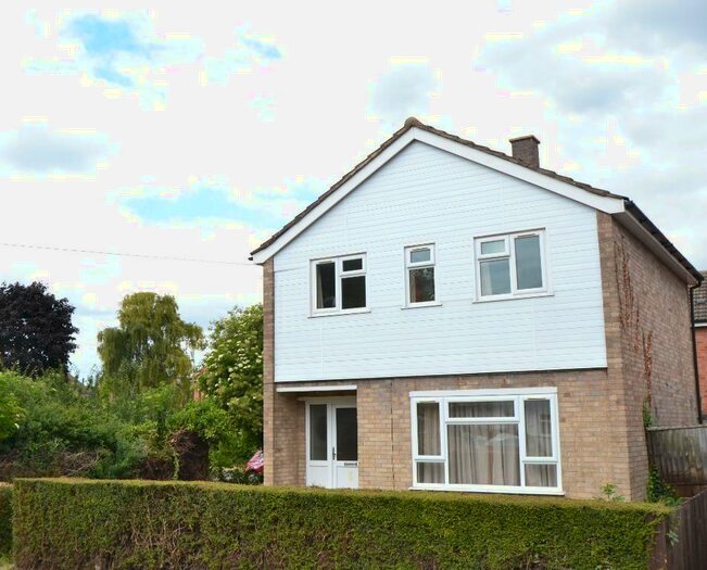 3 Bedroom Detached House To Rent In Chelwood Close, Cherry Hinton, Cambridge, CB1