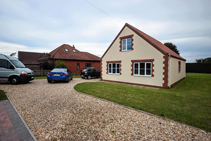 4 Bedroom Detached House For Sale In Warren Road, Saltfleet, LN11