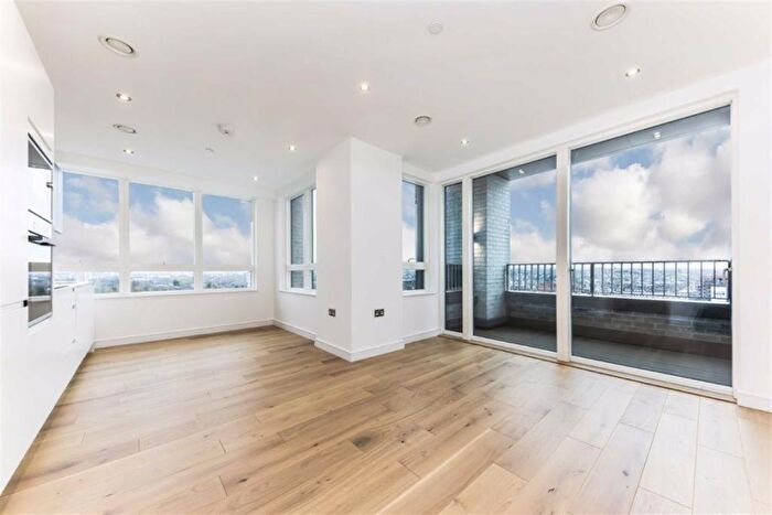 2 Bedroom Apartment To Rent In Duval House, SW11