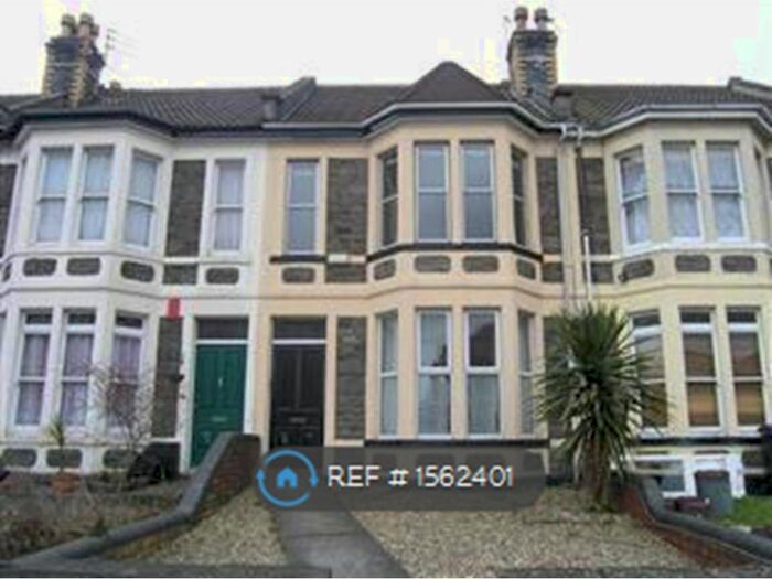 3 Bedroom Maisonette To Rent In Fishponds Road, Bristol, BS16