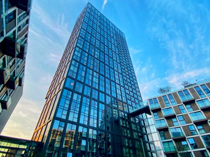 1 Bedroom Flat To Rent In Angel Gardens, Manchester, M4