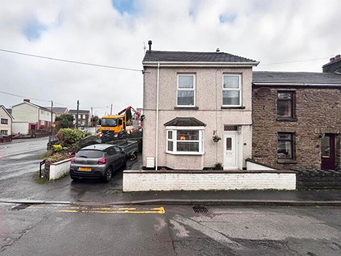 2 Bedroom End Of Terrace House For Sale In Dandorlan Road, Burry Port, SA16