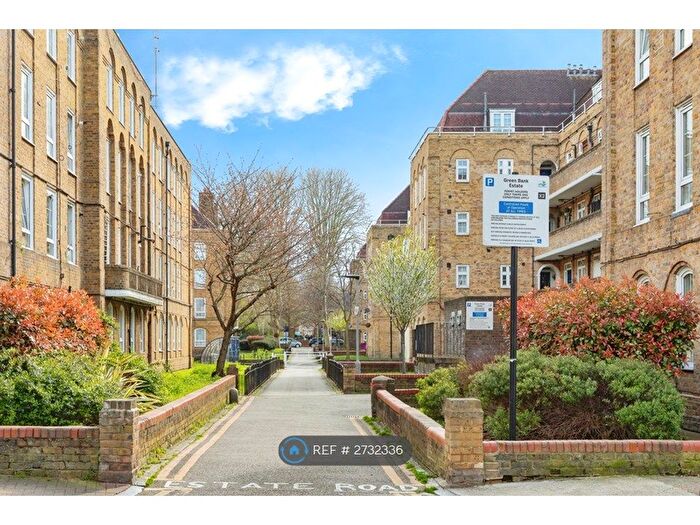 1 Bedroom Flat To Rent In Beechey House, London, E1W