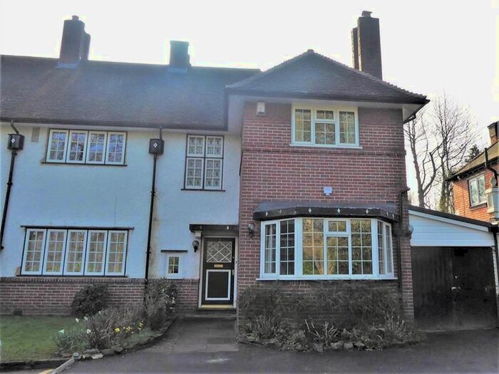 3 Bedroom Semi-Detached House To Rent In Russell Road, Moseley, Birmingham, B13