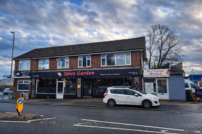 2 Bedroom Apartment To Rent In Amersham Road, High Wycombe, HP13